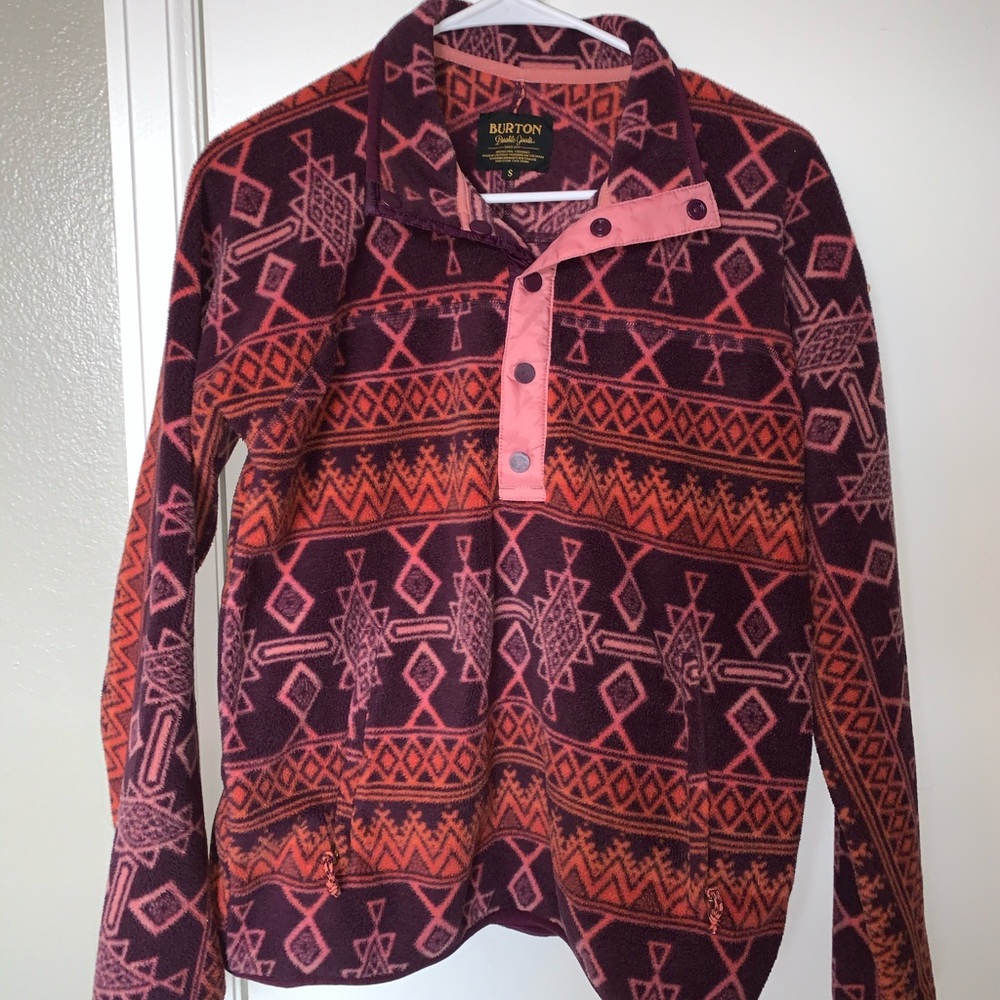 Burton pullover